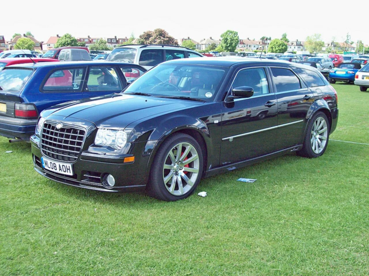 Крайслер 300с универсал. Chrysler 300c Touring. Chrysler 300 Touring. Chrysler 300c Touring srt8. Chrysler 300c универсал.