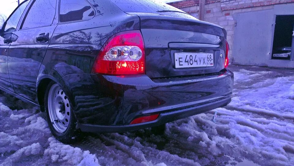 Бампер приора 2 на приору хэтчбек. Задний бампер приора 2 хэтчбек. задний бампер приора хэтчбек. задний бампер лада приора 1 хэтчбек. задний бампер приора 1 хэтчбек.