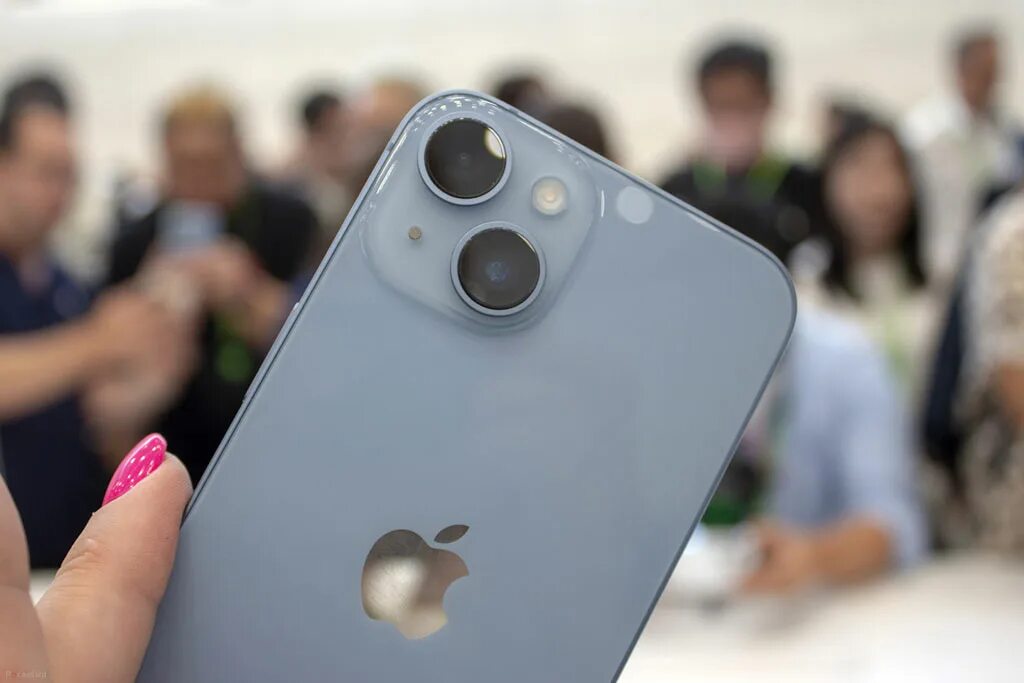 Iphone 14 концепт. Iphone 14 pro max белый. Apple 14 promax. Iphone 14 pro. Iphone 14 pro max 2022.