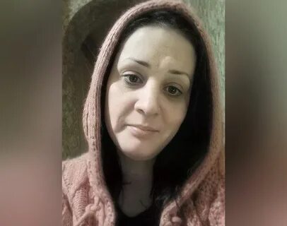 Женщина вышла из своего