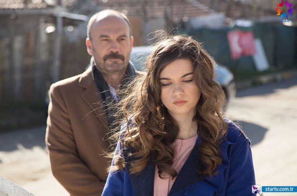 Госпожа фазилет и ее дочери сериал 2017–2018. Дочки фазилет турецкий сериал хазан. Госпожа фазилет и ее дочери сериал 2017–2018. Госпожа фазилет и ее дочери сериал. Дочери госпожи фазилет турецкий сериал.