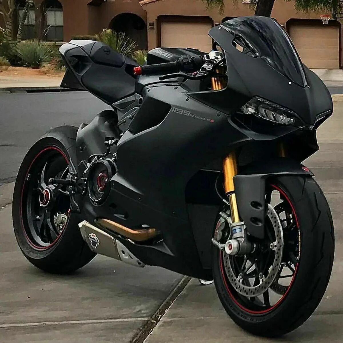 Кавасаки zx 10r белая. Спортбайк kawasaki ninja zx-10r. Спортбайк ямаха кавасаки. Ducati 1098r. Ямаха р2.