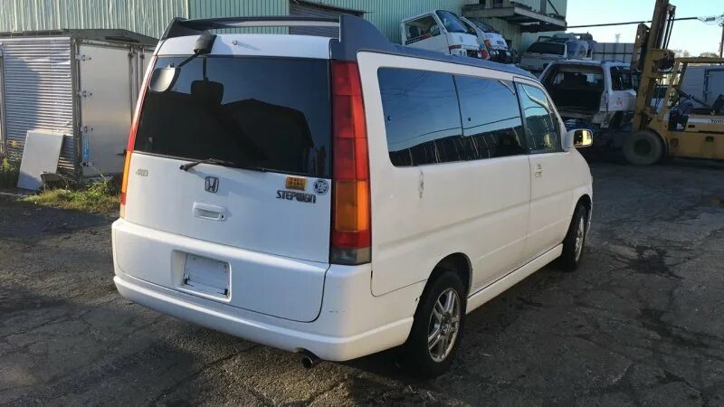 Honda Stepwgn 2000. Honda Stepwgn rf2. Honda STEPWAGON 2000. Honda Степвагон RF 2. Хонда степвагон купить красноярске