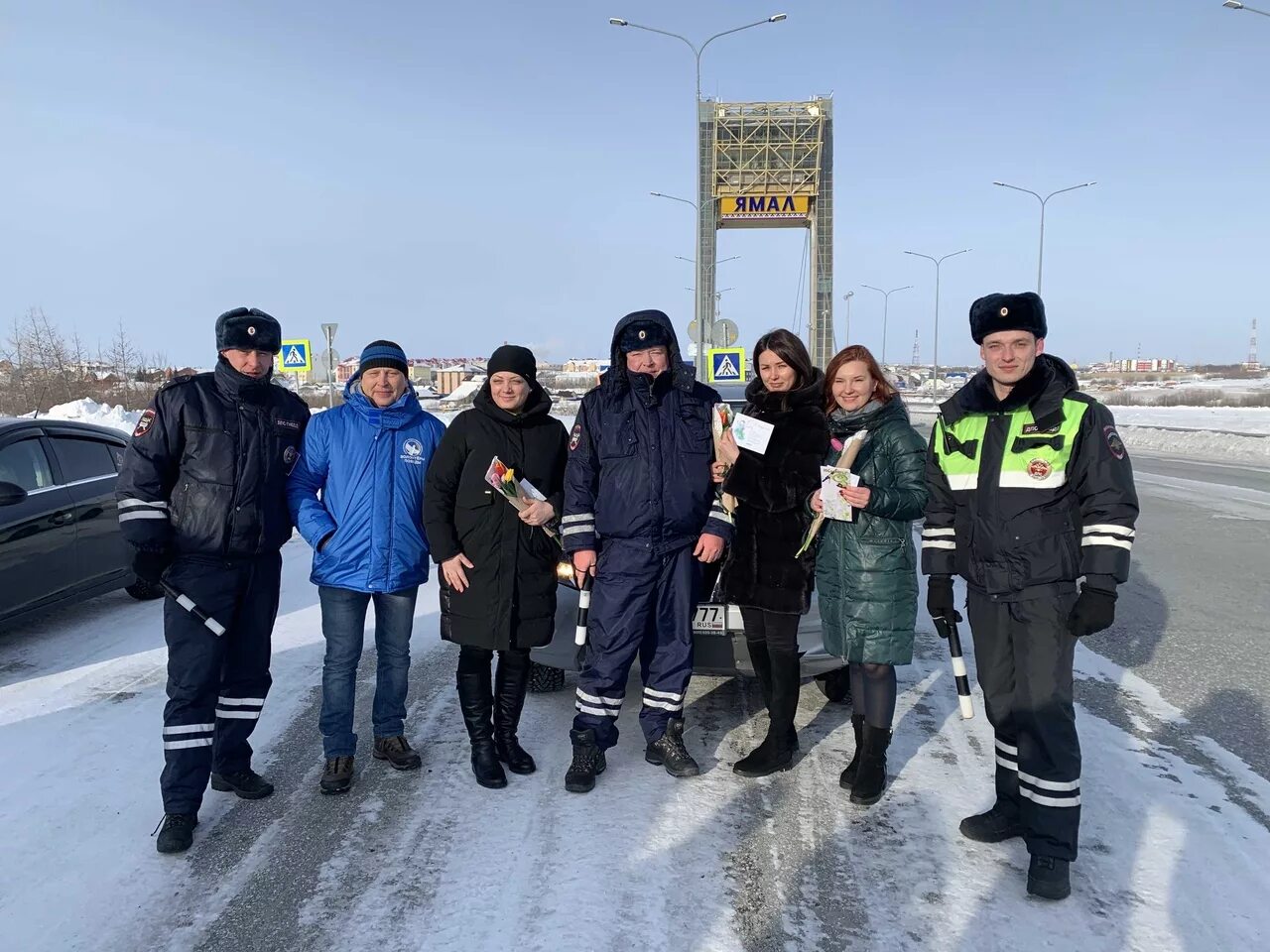 Салехард зарплаты. ГАИ Салехард. Сотрудники ГИБДД Лабытнанги. ГАИ Лабытнанги сотрудники.