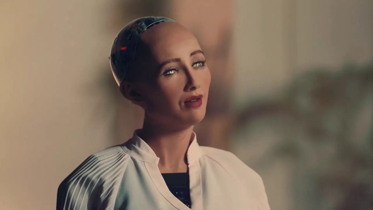 Sophia ai33