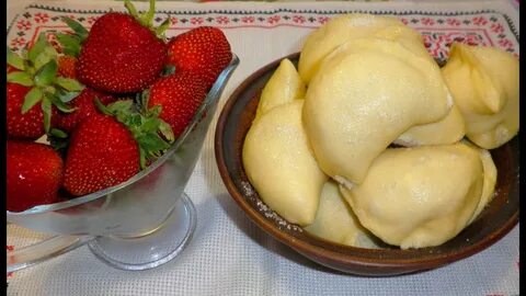 Вареники с клубникой на пару пышные рецепт