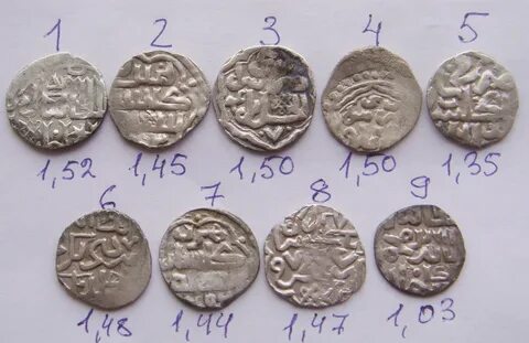 Из одинаковых на вид монет