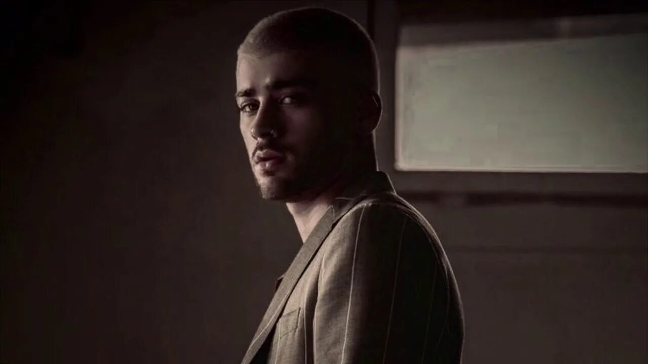 Зейн малик dusk till. Sia Dusk till Dawn. Zayn Sia Dusk till Dawn. Zayn feat. Sia. Zayn Dusk till.