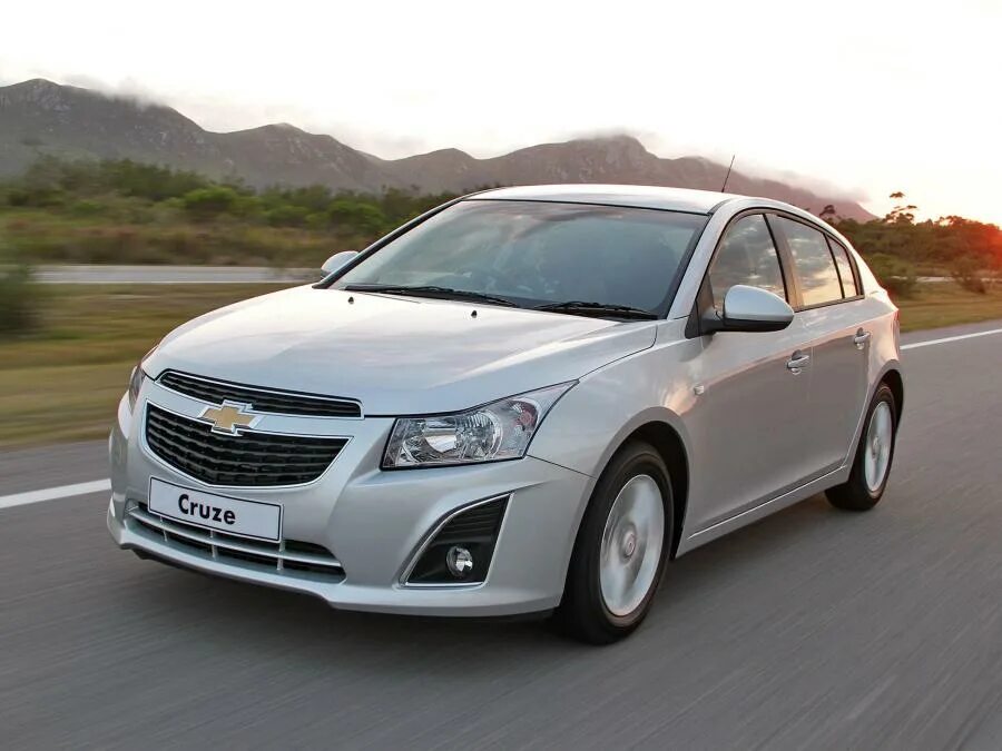 Chevrolet Cruze Hatchback 2012. Chevrolet Cruze 2014 хэтчбек. Шевроле Круз хэтчбек 2014. Шевроле Круз хэтчбек j300. Шевроле хэтчбек 2014