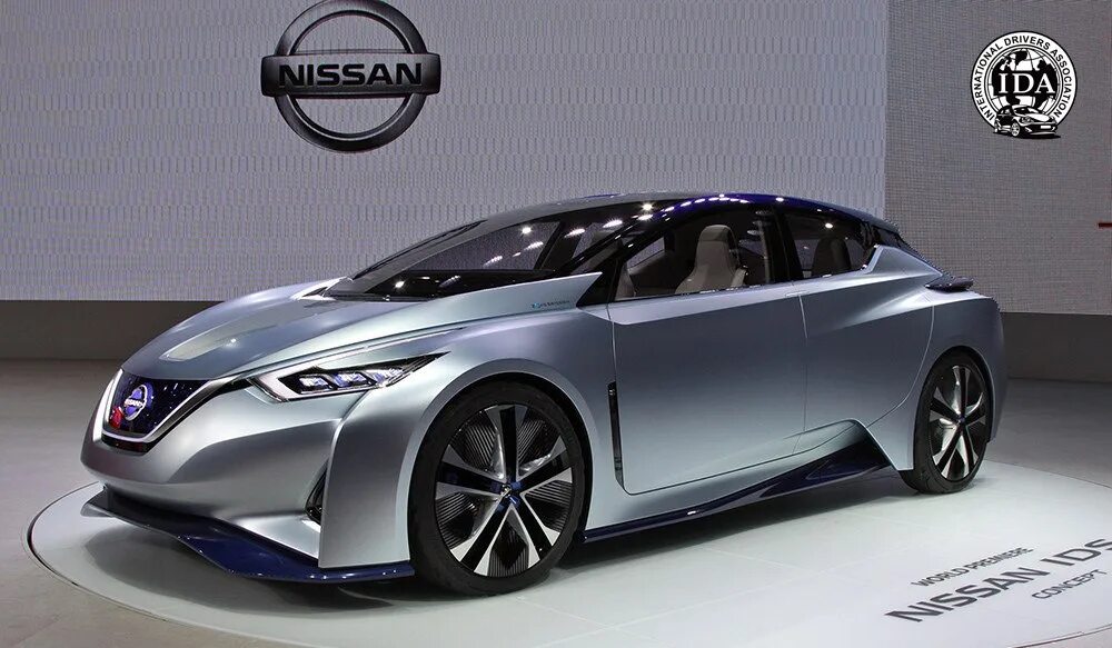 Ниссан гибрид 2017. Ниссан лиф 2 электромобиль. Nissan leaf 2015. Ниссан серена 2017 фото. Ниссан гибрид 2017.