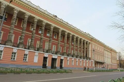 Екатерининский дворец москва лефортово