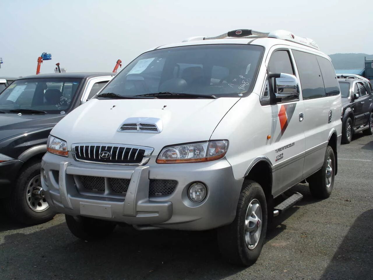 Hyundai Starex 2003 4wd. Hyundai Starex 4wd 2008. Хёндай Старекс 4х4. Hyundai Starex 2005 4wd.