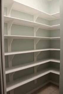 Полки самому в кладовке