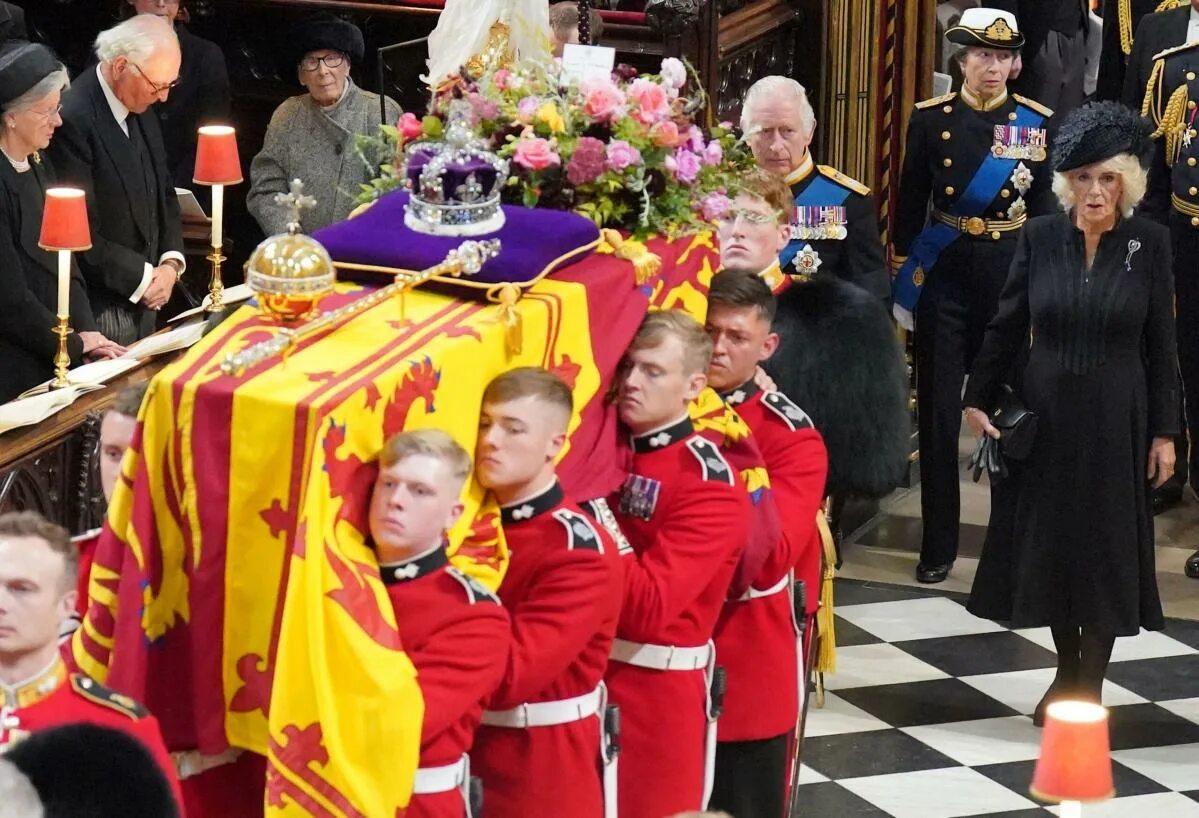 Thousands attend funeral of Queen Elizabeth II