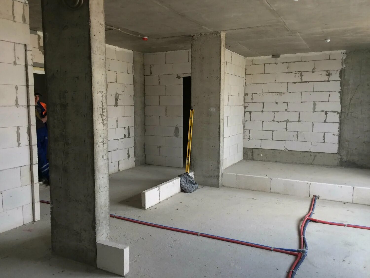 битые блоки. облицовочный камень для наружной отделки. разбитый газоблок. бой кирпича силикат. битые блоки.