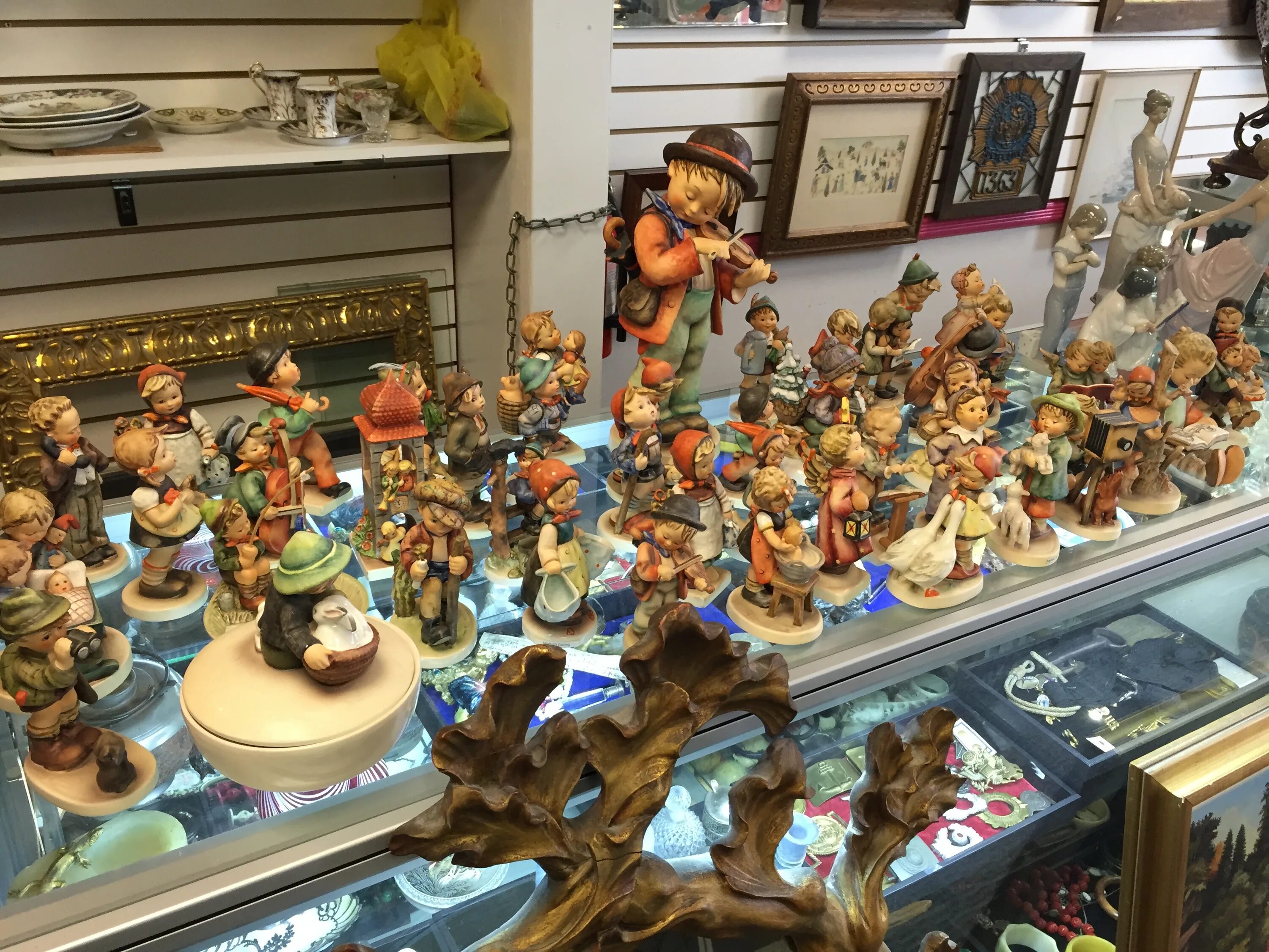 антикварный музей-магазин, тюмень. антикварные магазины в тюмени. галерея три века. антикварный музей-магазин, тюмень. запчасть сервис барнаул официальный сайт.