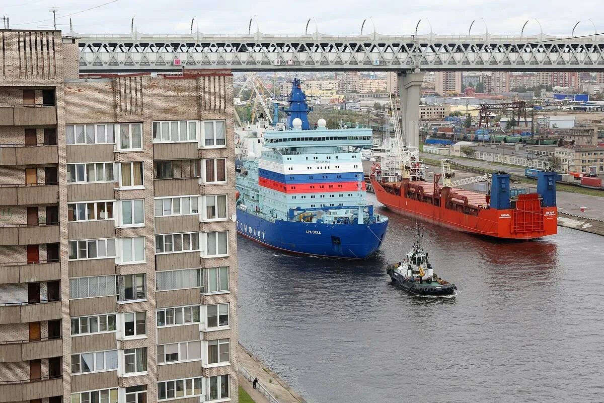 Ледокол арктика мурманск. Ледокол пр 22220 сибирь. Ледокол мурманск спб. Ледокол 21900 санкт-петербург. Атомный ледокол санкт-петербург.