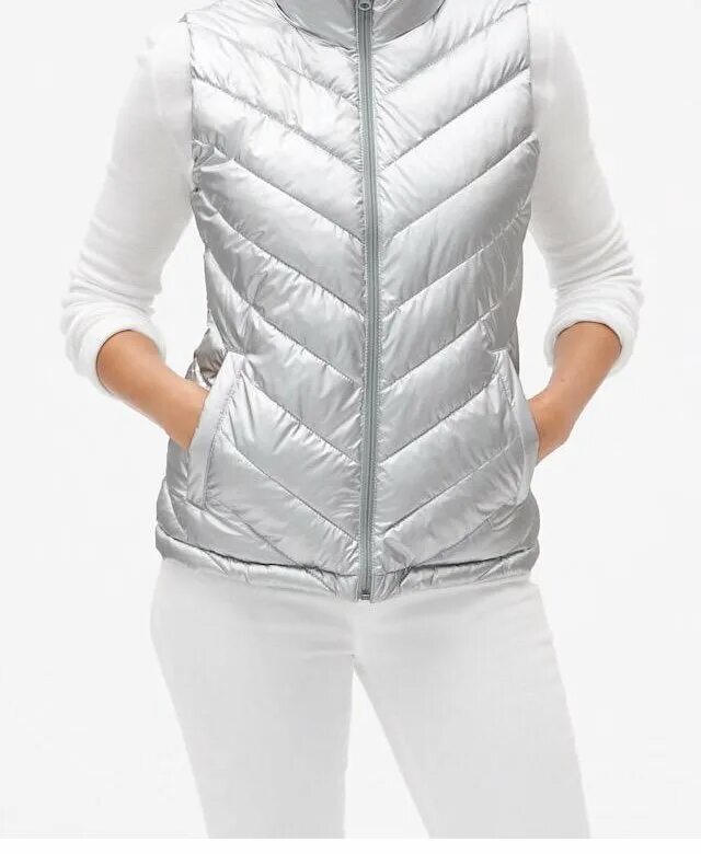 Gap warmest. Gap warmest жилетка. жилетка gap v700029816. жилетка gap женская. жилет серебристый женский.