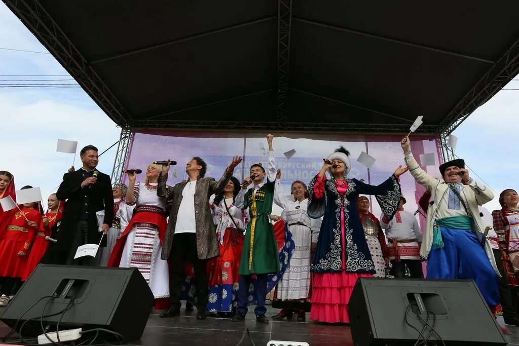 Московский дом национальностей. Московский дом национальностей. Санкт-петербургский дом национальностей. Дом национальностей. Молодёжный совет спб.