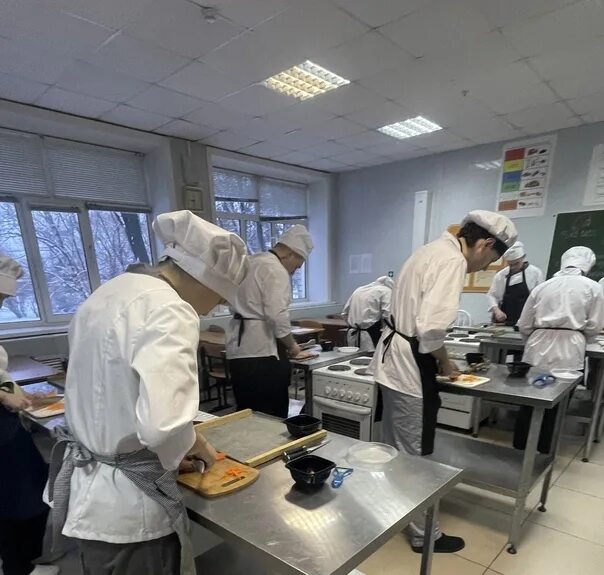 Училище на повара. 02. Пм 01 повар. Пм 01 повар. Повар кондитер колледж после 9 класса.