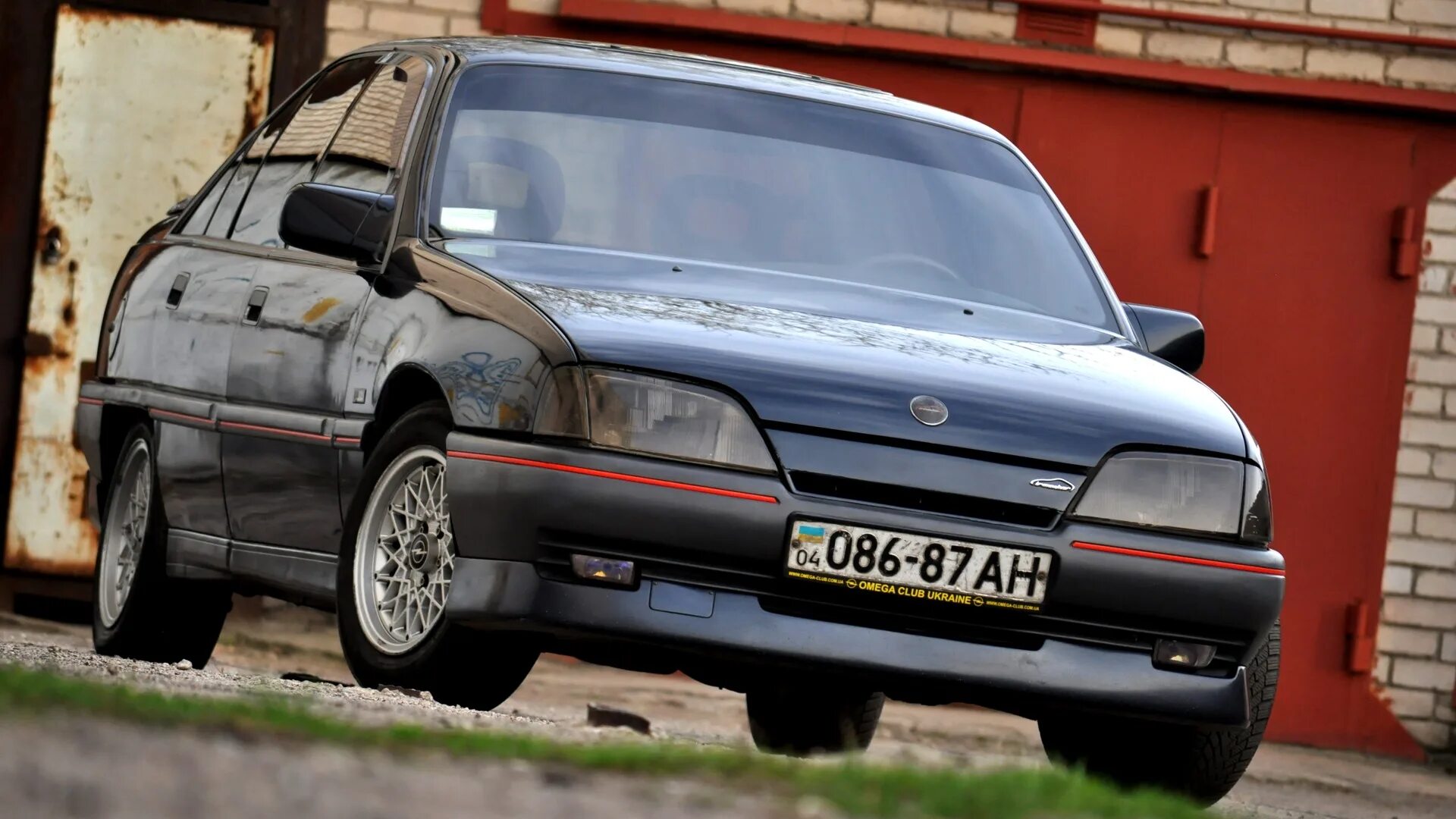 Опель омега тюнинг. Opel Omega. Opel Omega c. Opel Omega a фонари Irmscher. Обвес Опель Омега а.