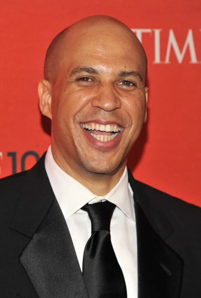 Cory Booker. Смит Джерард. Кори Букер американский актёр. Кори Энтони Букер. Кори букер