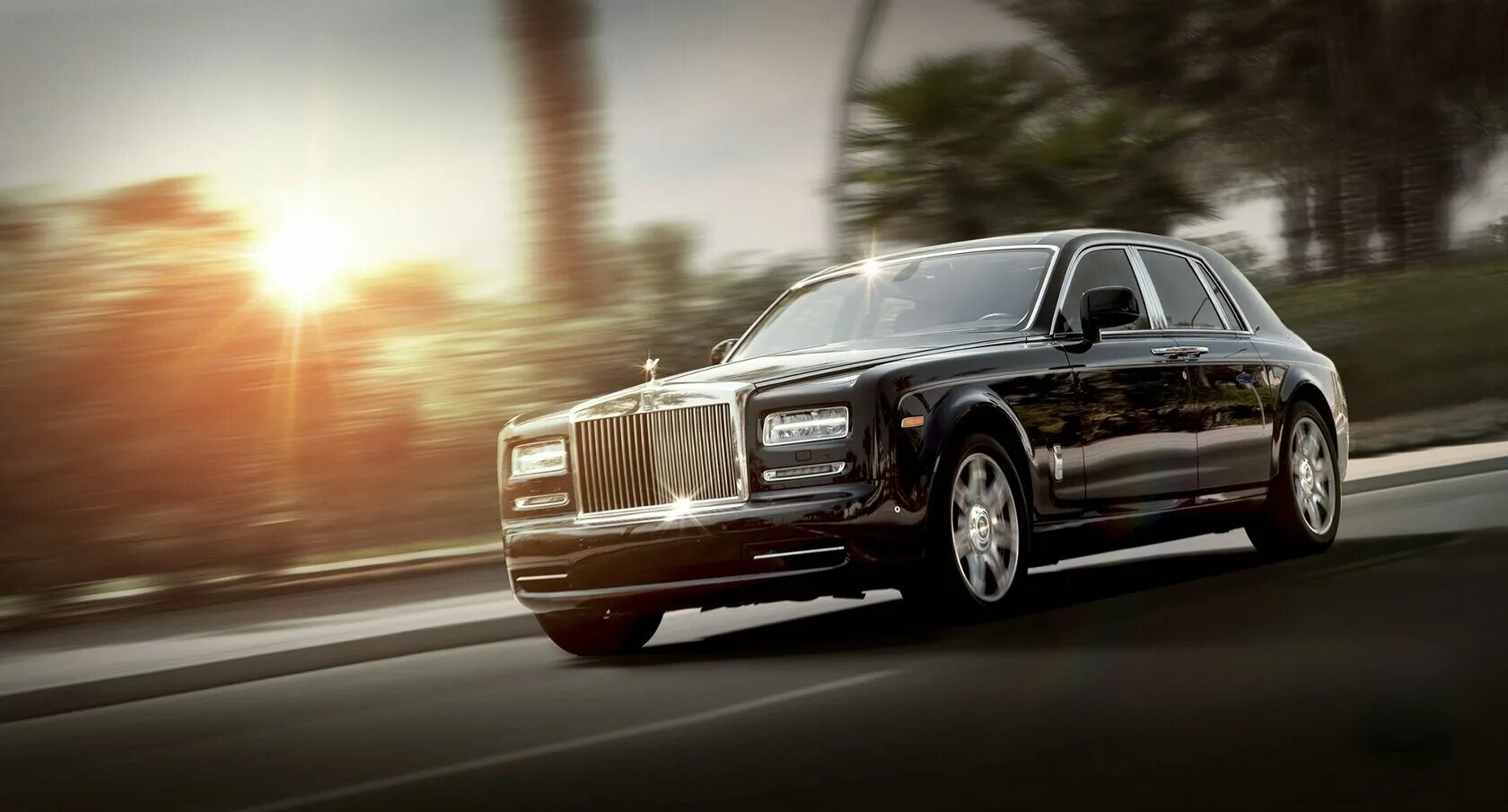 Песня ты дороже чем rolls royce. Rolls Royce Phantom. Роллс Ройс Фантом черный. Машина Rolls Royce Фантом. Rolls Royce Phantom 7.