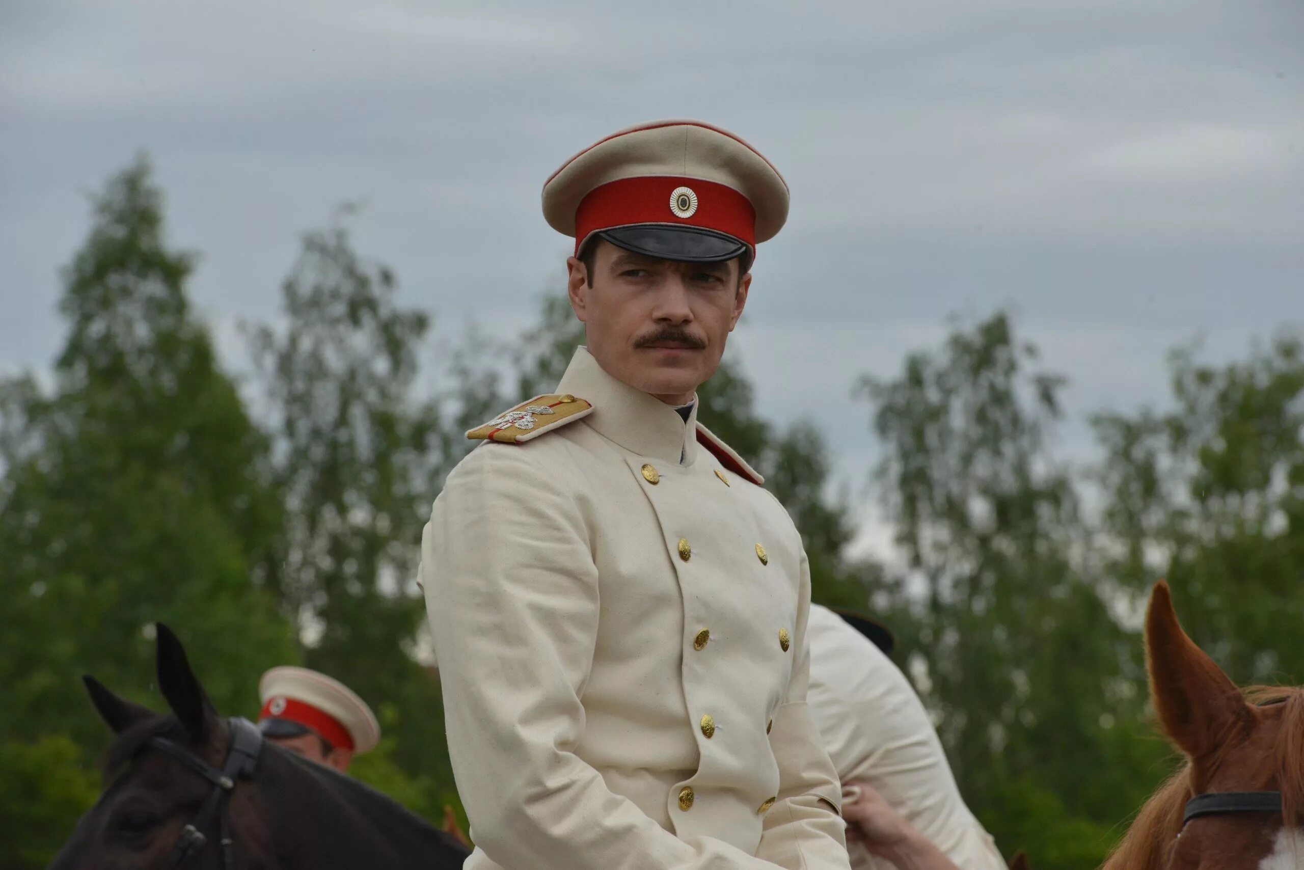 Кличка коня махотина главного вронского на скачках. Кличка коня махотина главного вронского на скачках