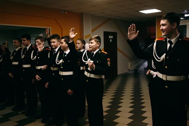 Кадетский корпус. Фон для кадетского класса. Кадеты презентация. Кадеты организация. Кадеты организация.