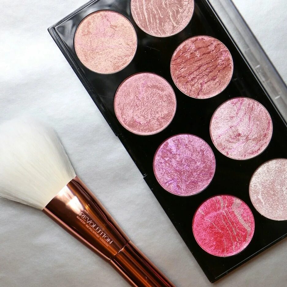 Makeup revolution ultra blush palette. Палетка румян ruby rose blush and glow 6111. Revolution ultra blush palette golden sugar. Makeup revolution ultra blush palette. Революшен палетка гамбургер.