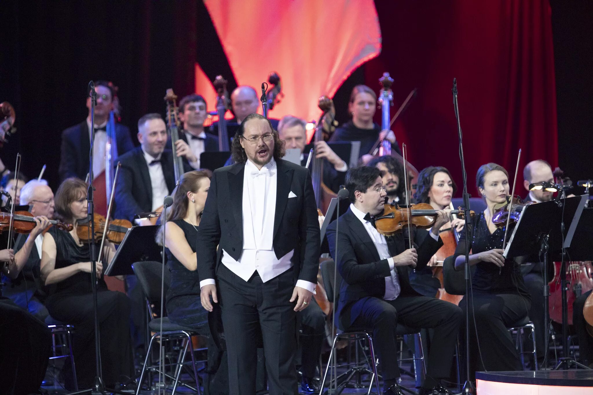 юбилейный концерт кремлевского дворца. сцена кремля. кремлевский дворец сцена. юбилейный концерт кремлевского дворца. юбилейный концерт кремлевского дворца.