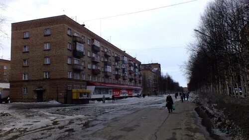 Республика коми город инта горького 13. Горького 15 инта. Горького инта. Горького 1 инта. Горького 5 инта.