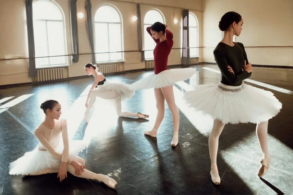 Где танцуют балет. Балерина. Балерина фото. Балет балерина. Балерина фотосессия.
