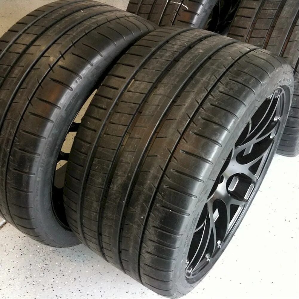 Michelin Pilot super Sport 285/35 r21. 275 35 19 Michelin Pilot Sport 5. Michelin Pilot super Sport 245/35/21. Шины Michelin Pilot super Sport 315/25 r19. Michelin pilot sport r22