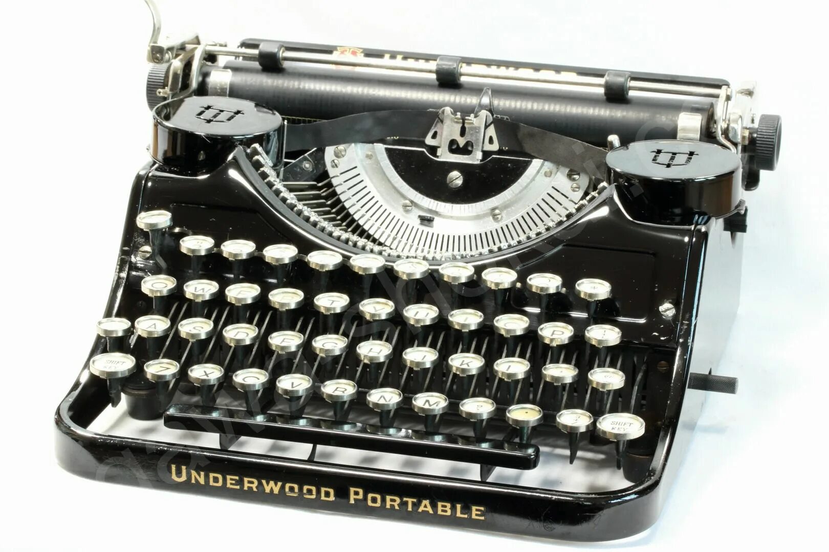 Ундервуд машинка. Ундервуд печатная машинка. Печатная машинка Underwood 1911. Underwood Universal печатные машинки. Японская печатная машинка.