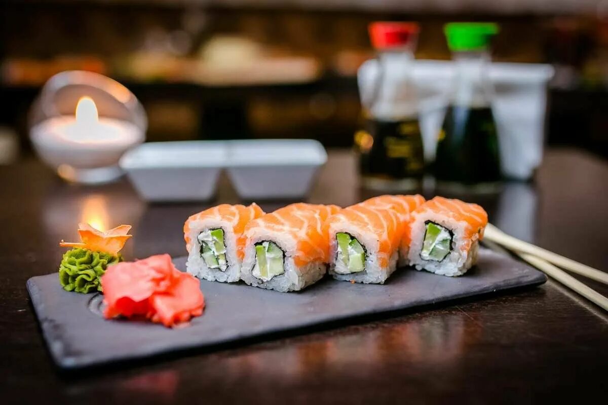 можно роллы на ночь