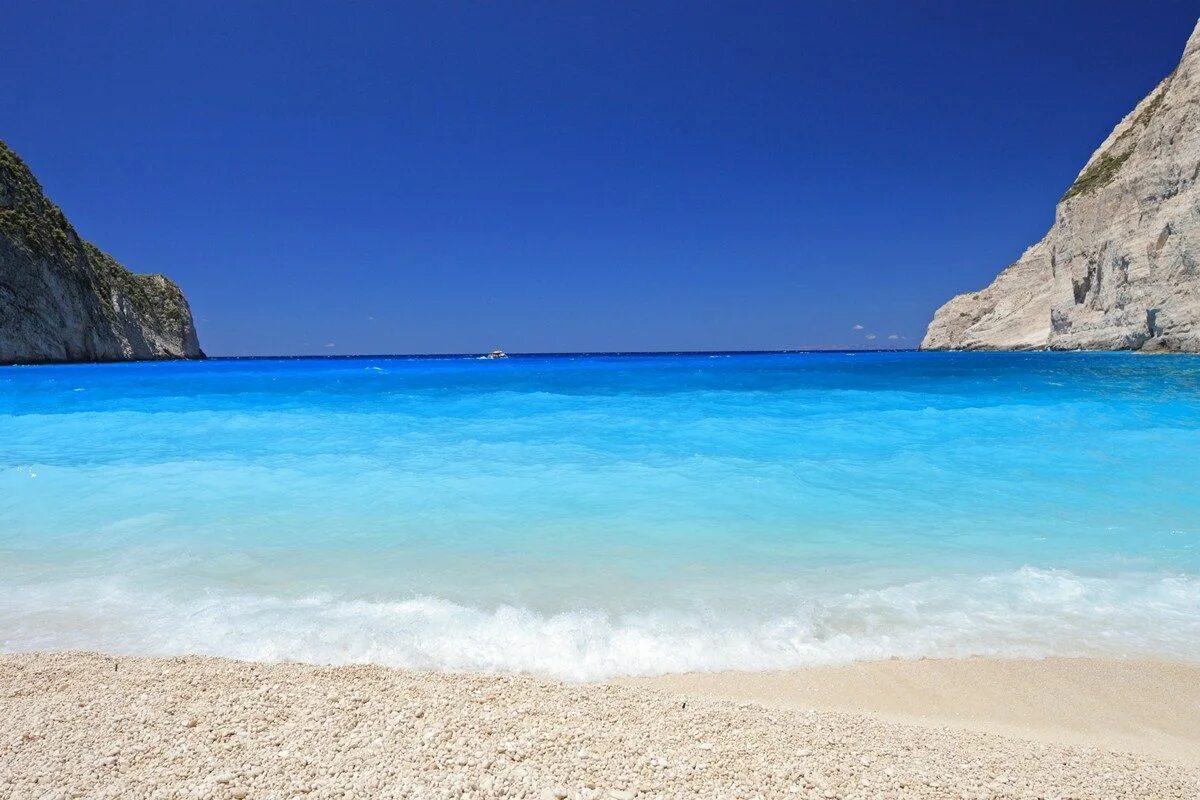Seven mile beach grand cayman. Морской пляж. Природа море. Пляж ланикай гавайи. Морской пляж.