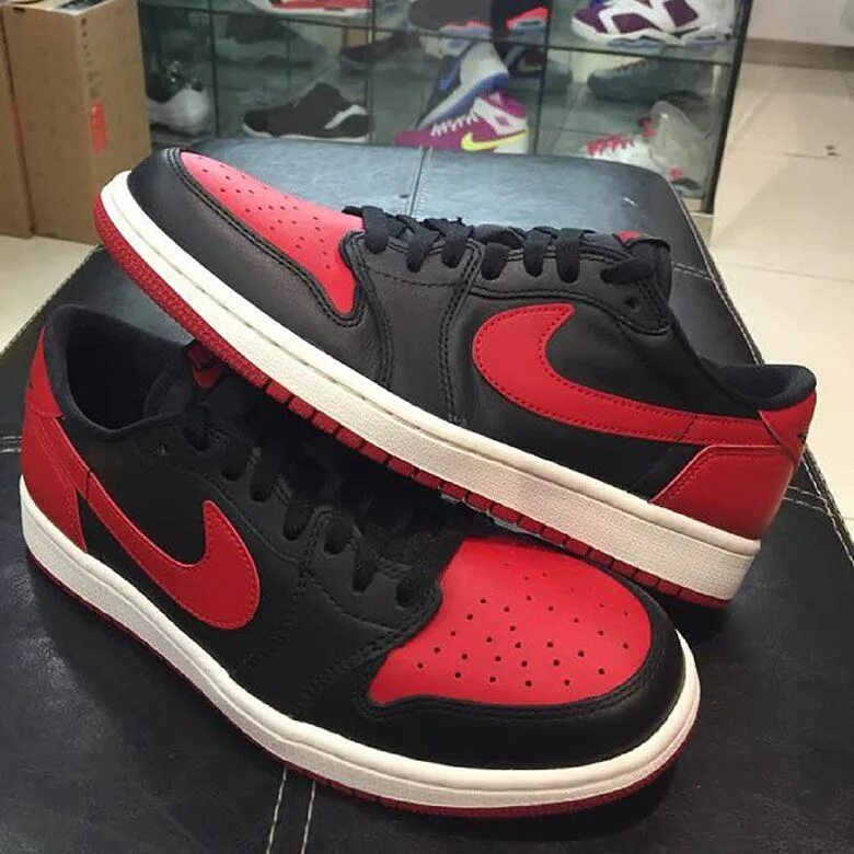 Nike bred. Air jordan 1 retro bred. Nike bred. Air jordan 1 high «bred patent». Nike air jordan 1 high.