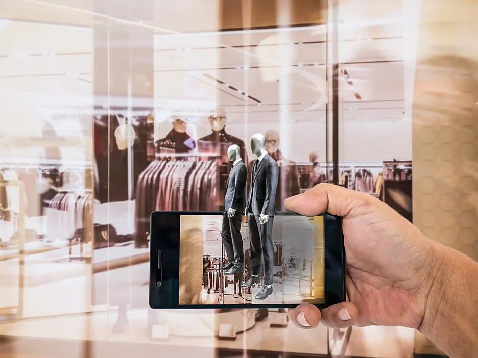 Augmented reality applications. Дополненная реальность одежда. дополненная реальность в розничной торговле. искусственный интеллект в ритейле. augmented reality in retail.