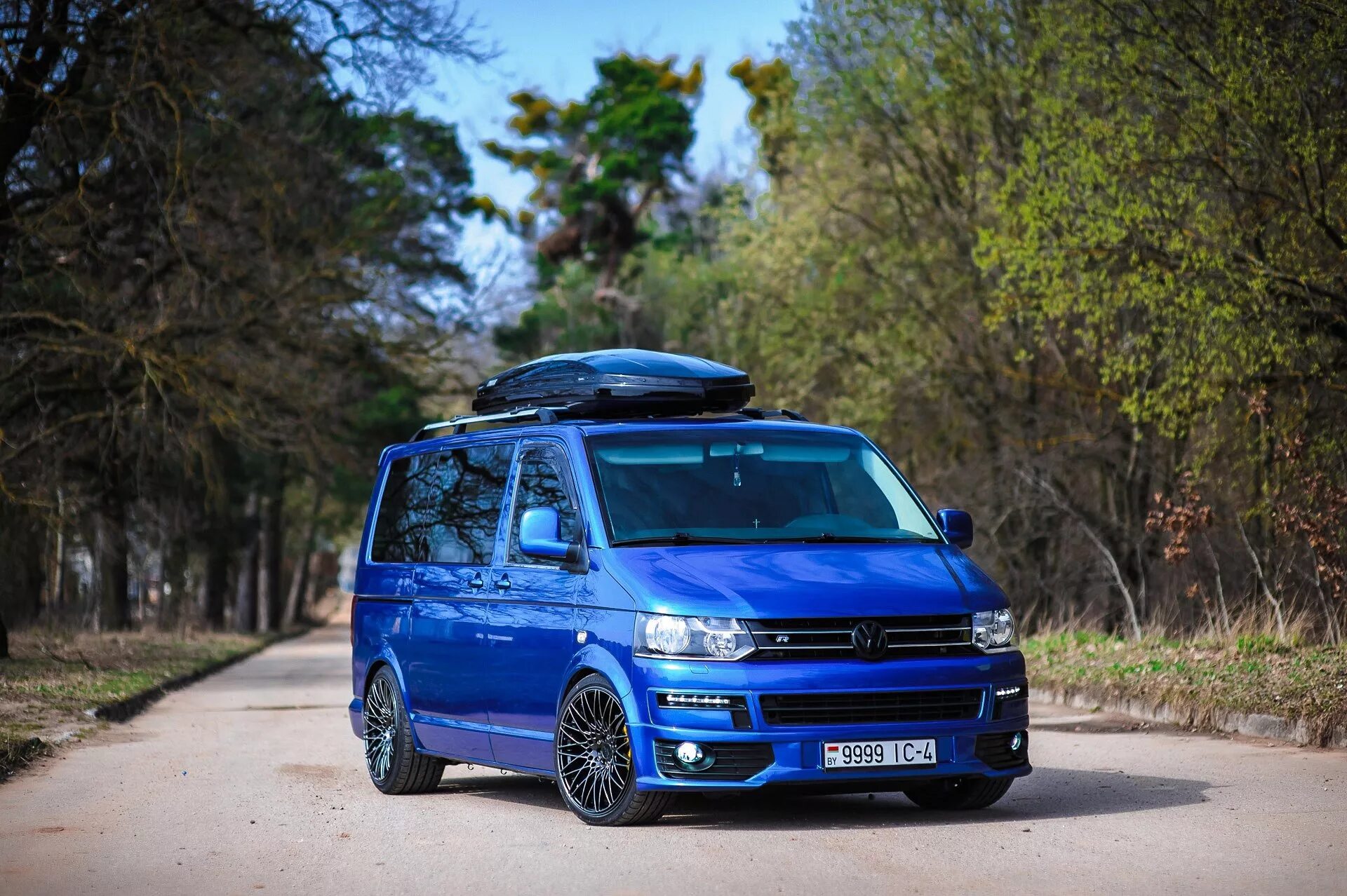 Тюнинг фольксваген т5. VW Caravelle t5 Tuning. Обвес на Фольксваген т5. VW Transporter t5 Caravelle. Volkswagen Transporter т4 обвесы.