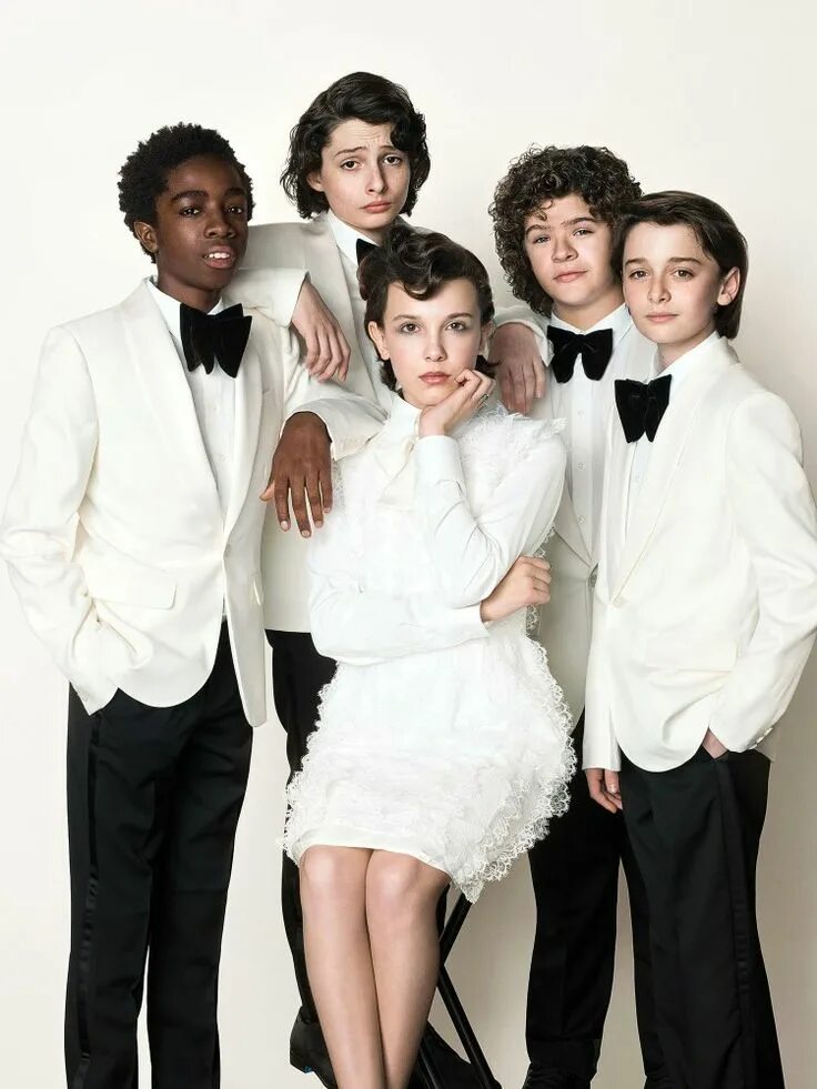 Каст осд. Stranger things каст. осд милли бобби браун и финн. осд сериал. милли бобби браун каст.