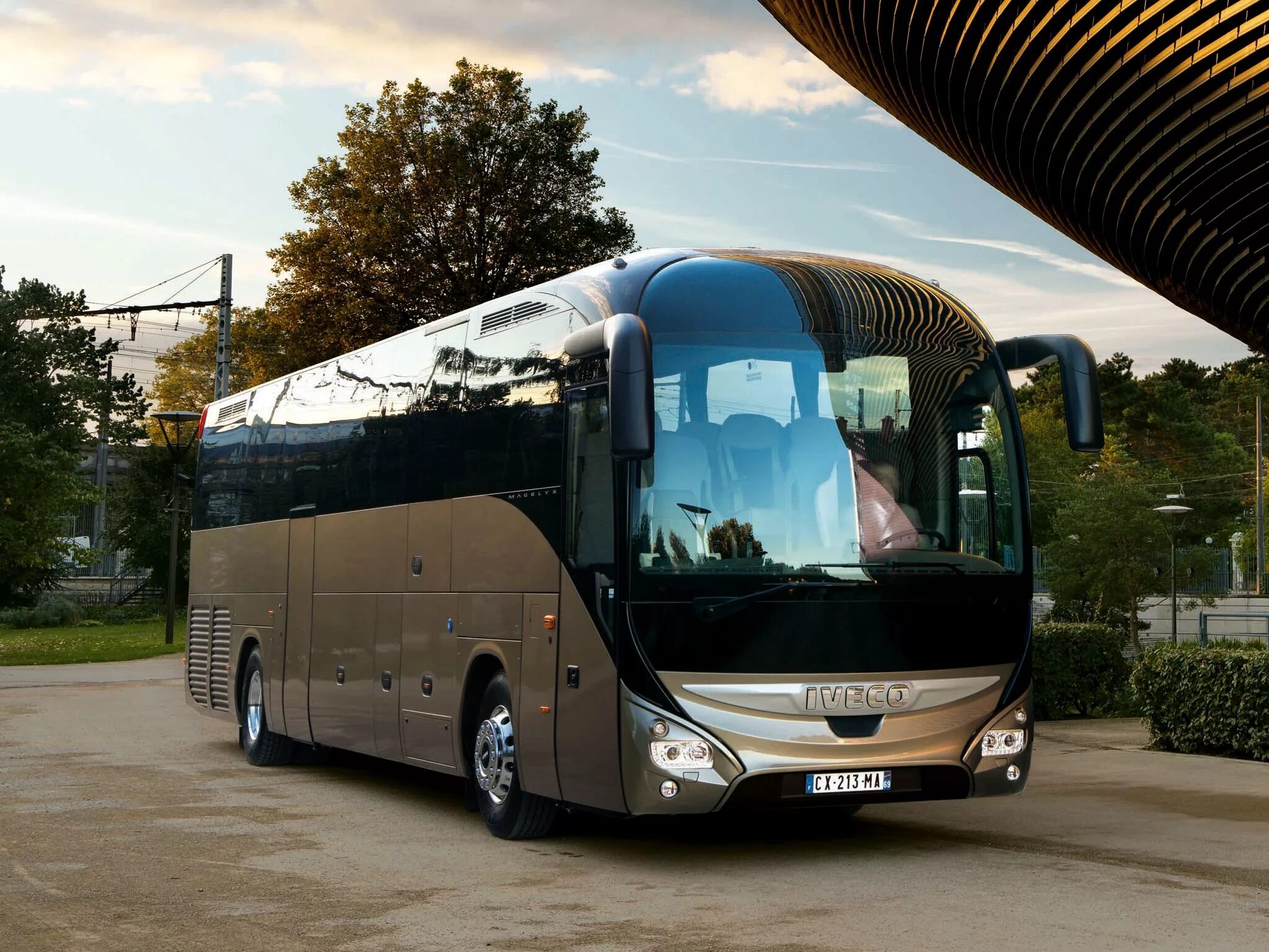 Автобус. Iveco Magelys Pro. Iveco Magelys Bus. Iveco Magelys Pro sfr210. Новый автобус Неоплан 2021.