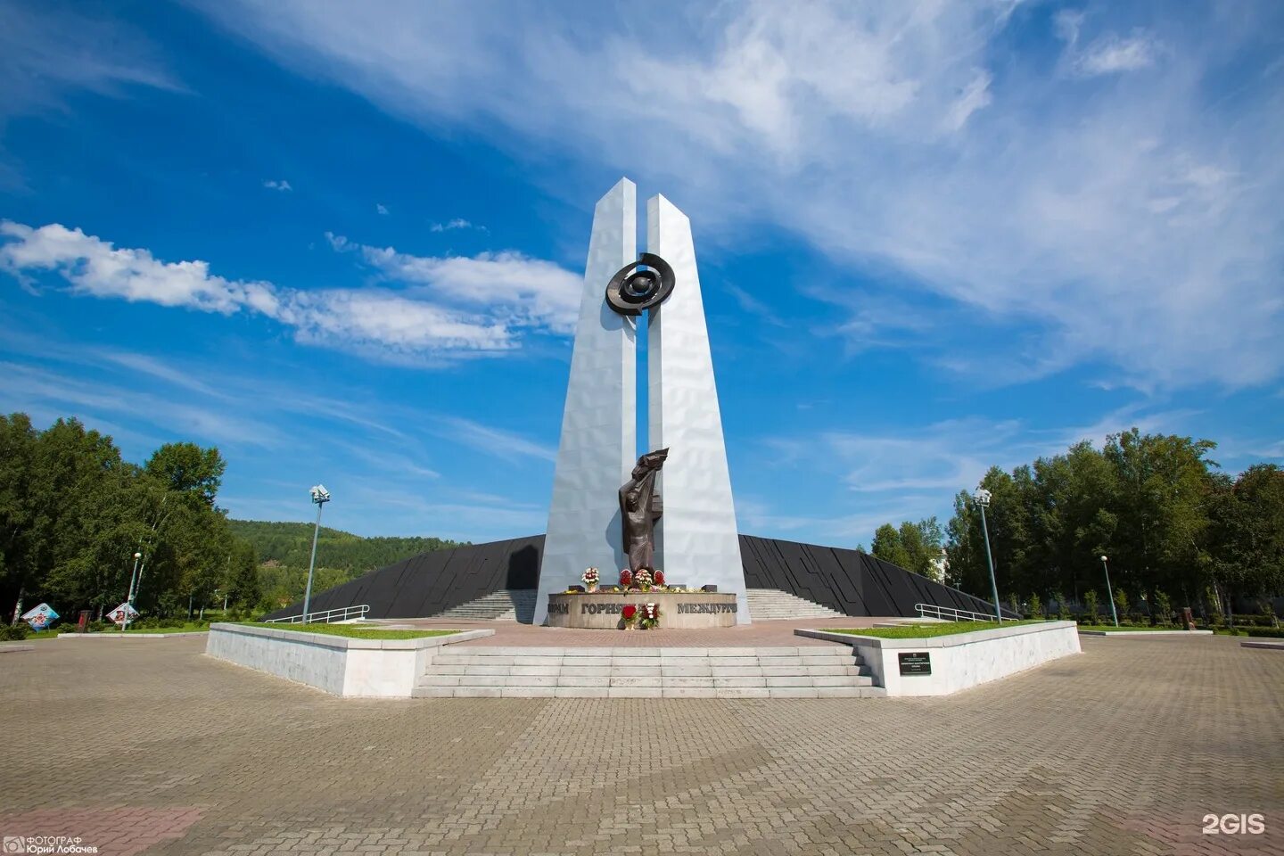 Междуреченск памятники. Междуреченск памятники. Междуреченск памятники. Памятник ленина междуреченск. Междуреченск памятники.