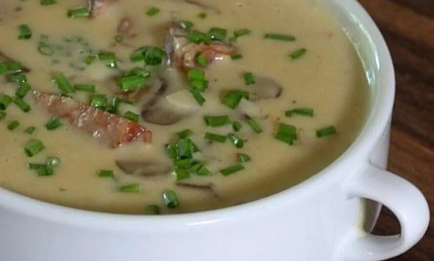 Грибной суп веганский. Грибной сливочный суп. Суп с вешенками рецепт простой и вкусный. Суп пюре с вешенками. Крем суп из вешенок.