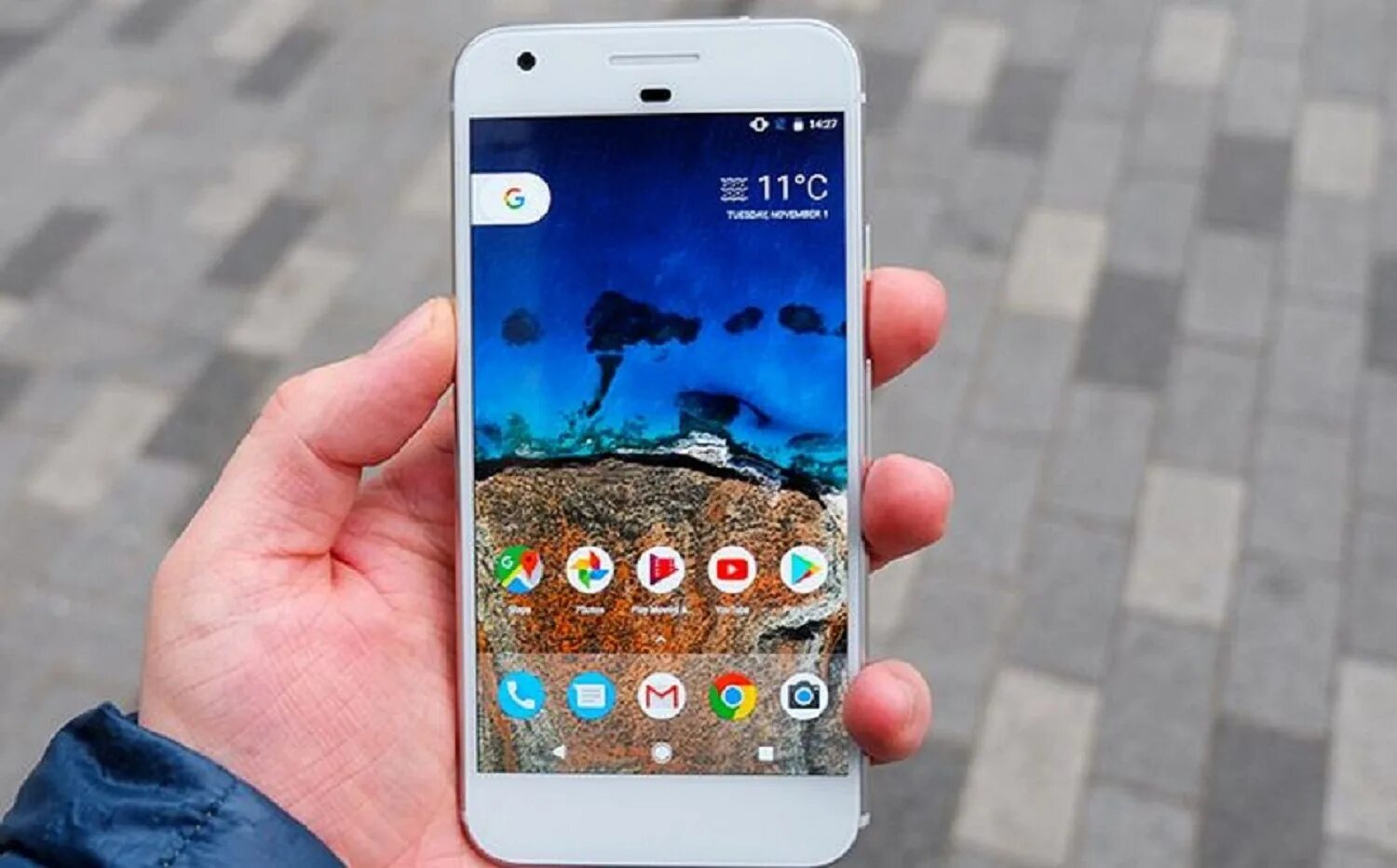 Пиксель 1 телефон. Google Pixel 1. Google Pixel 8 Screen. Google Pixel 1 XL. Pixel XL Review.