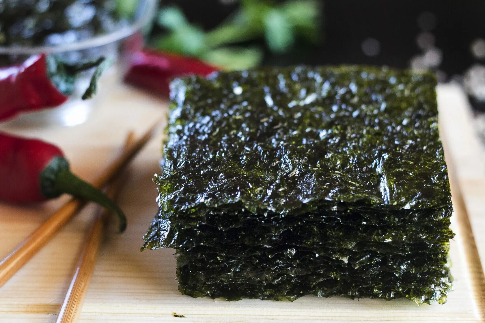 Морская капуста чипсы нори. Из чего сделан лист нори. Лист нори код цвета. Морская капуста листы нори. Из чего сделан лист нори.