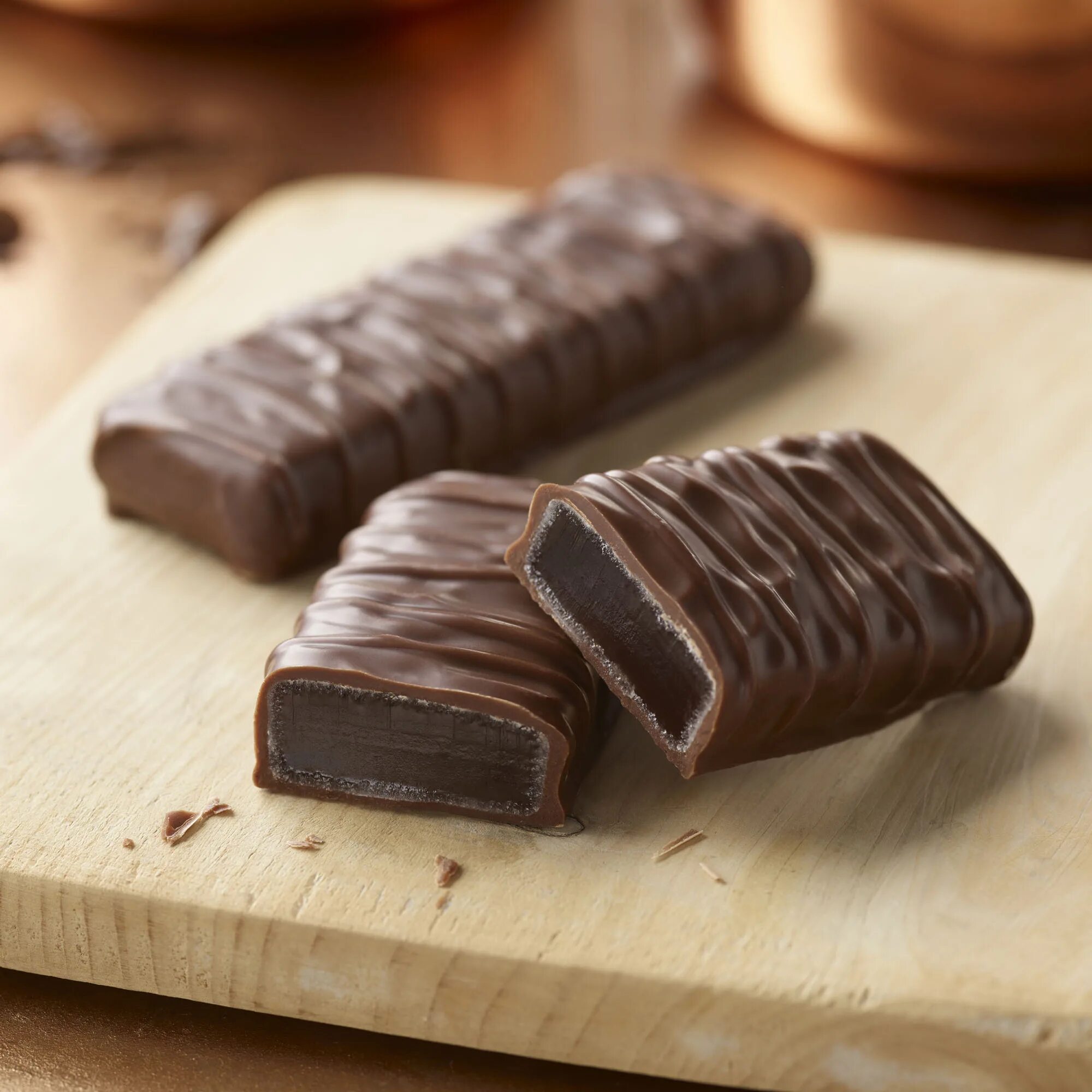 Bar of chocolate. Шоколад Choco Bar. Nummy Bar шоколад. Брусок шоколада. Редкий шоколад.