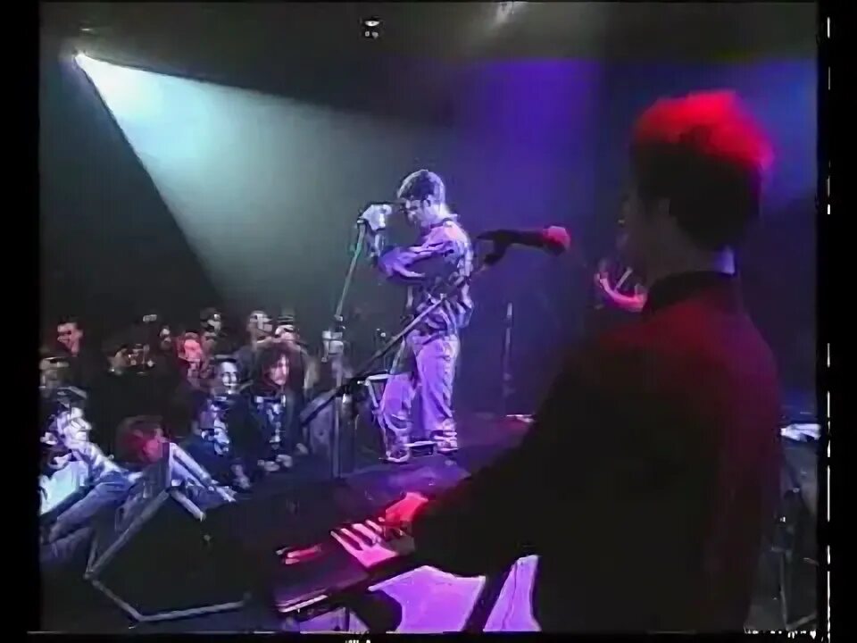 Концерт телевизор мука колокольчик. Группа телевизор 1988 ДК Родина. Телевизор концерт фото.