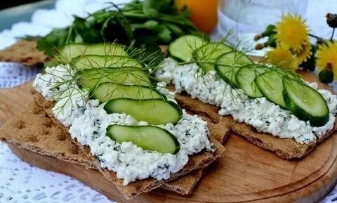 Закуски с чесноком и зеленью