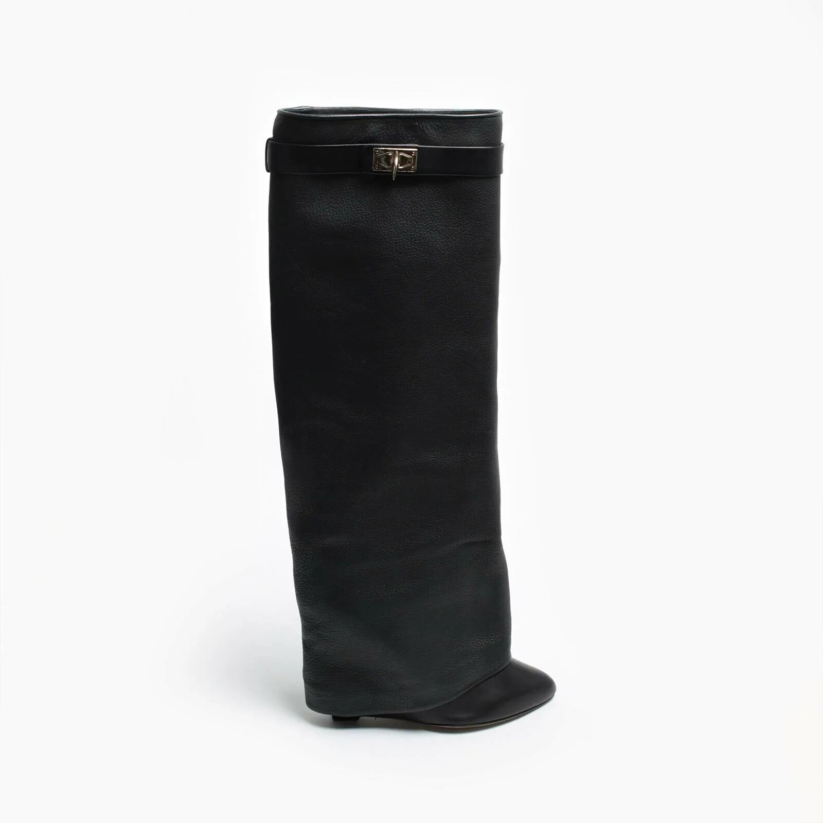 Givenchy boot. Живанши сапоги трубы. сапоги живанши с напуском. givenchy сапоги женские. сапоги живанши короткие.